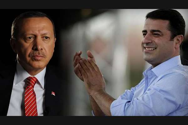 Demirtaş’tan Erdoğan’a hodri meydan: ‘Bir kişi eksik toplayan siyaseti bıraksın’